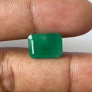 4.34 Carat/ 4.82 Ratti Natural Zambian Emerald/ Panna Gemstone