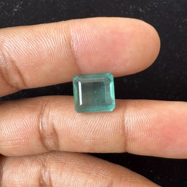 7.23 Carat/ 8.03 Ratti Natural Zambian Emerald/ Panna Gemstone