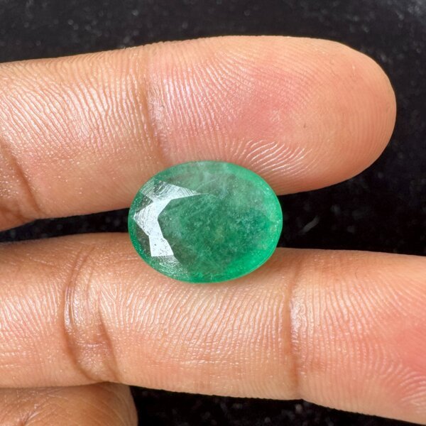 7.21 Carat/ 8.01 Ratti Natural Zambian Emerald/ Panna Gemstone