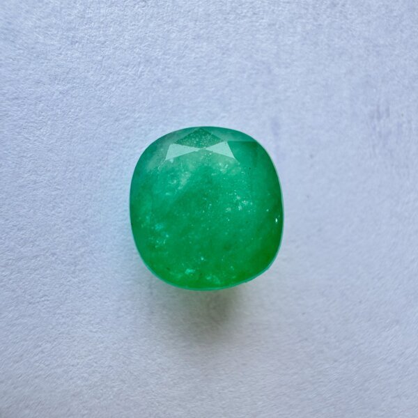 3.88 Carat/ 4.31 Ratti Natural Zambian Emerald/ Panna Gemstone