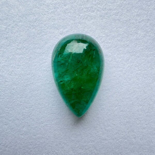5.74 Carat/ 6.37 Ratti Natural Zambian Cabochon Emerald/ Panna Gemstone