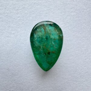 5.74 Carat/ 6.37 Ratti Natural Zambian Cabochon Emerald/ Panna Gemstone