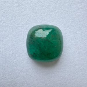7.96 Carat/ 8.83 Ratti Natural Zambian Cabochon Emerald/ Panna Gemstone
