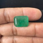 8.69 Carat/ 9.64 Ratti Natural Zambian Emerald/ Panna Gemstone