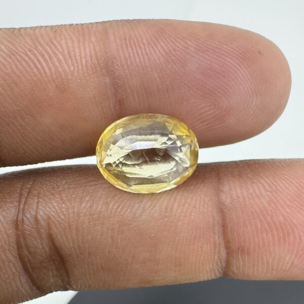 6.15 Carat/ 6.82 Ratti Natural Yellow Sapphire/ Pukhraj Gemstone