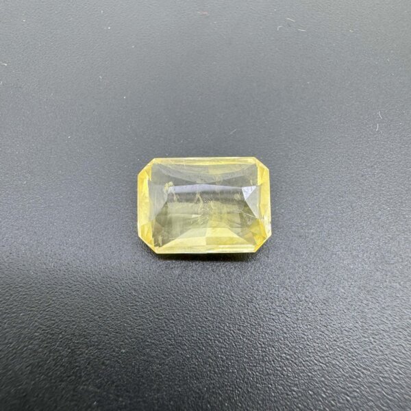 5.93 Carat/ 6.58 Ratti Natural Yellow Sapphire/ Pukhraj Gemstone