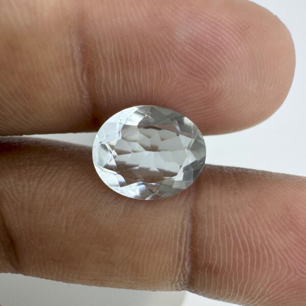 3.64 Carat/ 4.04 Ratti Natural Aquamarine Gemstone
