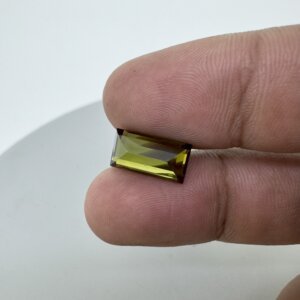 4.28 Carat/ 4.75 Ratti Natural Green Tourmaline Gemstone