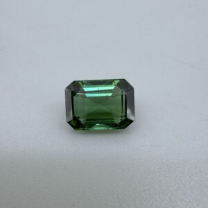 4.80 Carat/ 5.32 Ratti Natural Green Tourmaline Gemstone