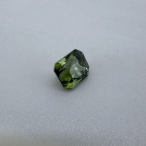 5.63 Carat/ 6.24 Ratti Natural Green Tourmaline Gemstone