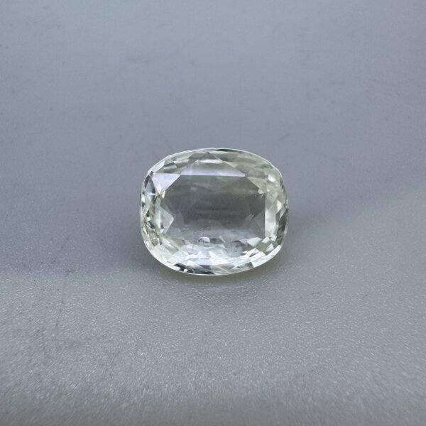 7.22 Carat/ 8.01 Ratti Natural Yellow Sapphire/ Pukhraj Gemstone