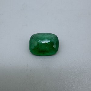 7.84 Carat/ 8.70 Ratti Natural Zambian Emerald/ Panna Gemstone