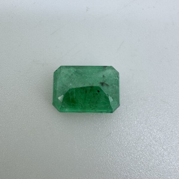 7.59 Carat/ 8.42 Ratti Natural Zambian Emerald/ Panna Gemstone