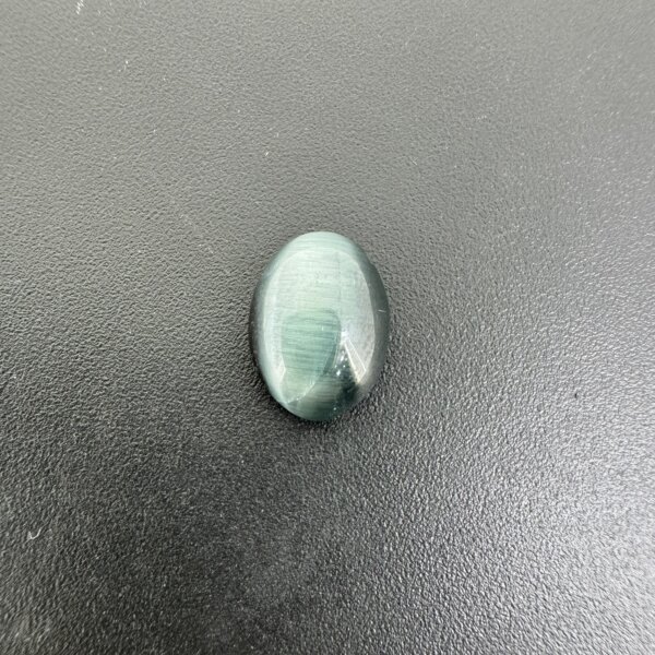 3.52 Carat/ 3.90 Ratti Natural Tourmaline Cat's Eye Gemstone