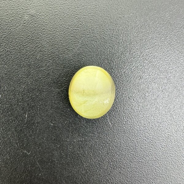 4.03 Carat/ 4.47 Ratti Natural Chrysoberyl Cat's Eye Gemstone