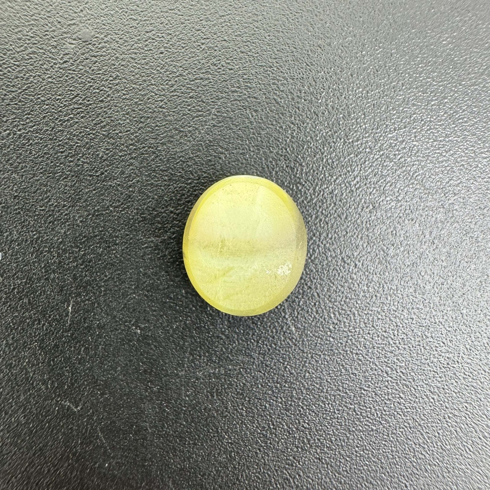 4.03 Carat/ 4.47 Ratti Natural Chrysoberyl Cat's Eye Gemstone