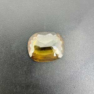 5.49 Carat/ 6.09 Ratti Natural Yellow Sapphire (Pukhraj) Gemstone