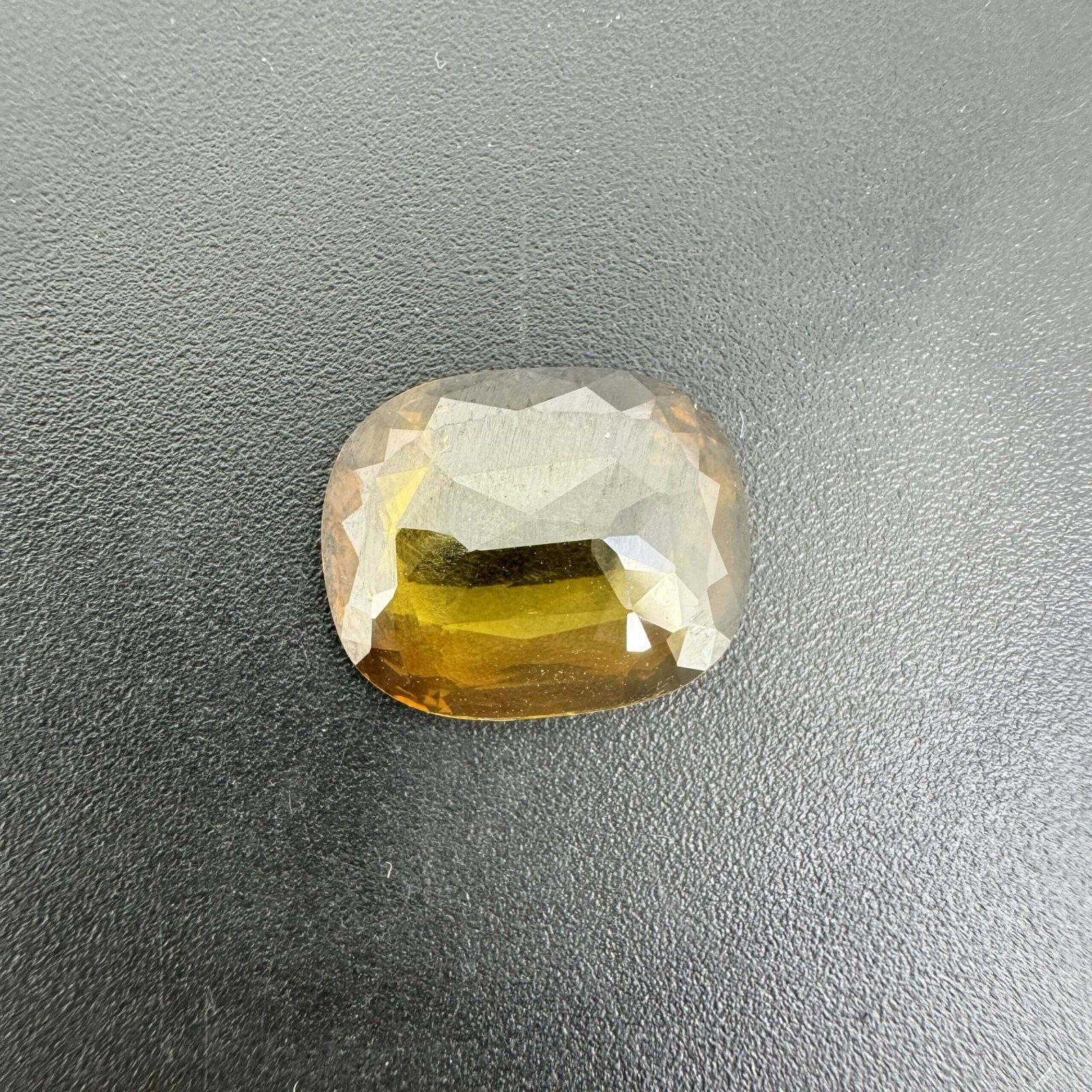 5.49 Carat/ 6.09 Ratti Natural Yellow Sapphire (Pukhraj) Gemstone