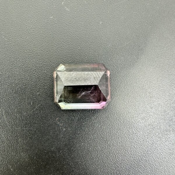 6.84 Carat/ 7.59 Ratti Natural Party Colored Tourmaline Gemstone