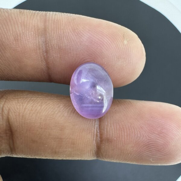 7.54 Carat/ 8.36 Ratti Natural Star Sapphire Gemstone