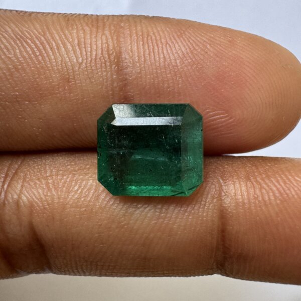 5.97 Carat/ 6.62 Ratti Natural Zambian Emerald/ Panna Gemstone