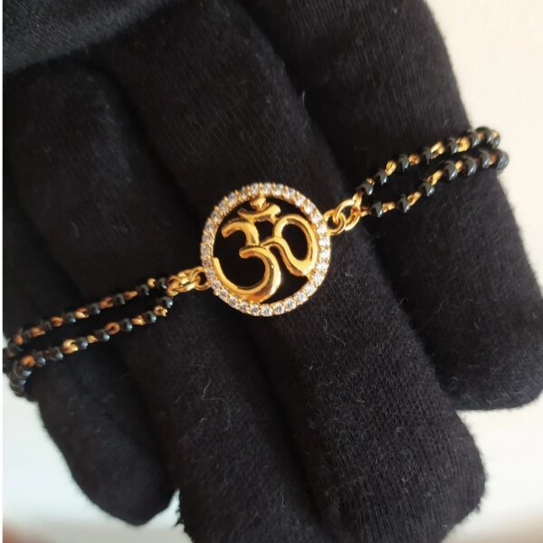 Om Symbol CVD Diamond Gold Mangalsutra Bracelet