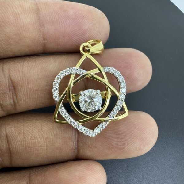 Lab Grown Diamond Heart & Star Pendant in 14K/18K Gold
