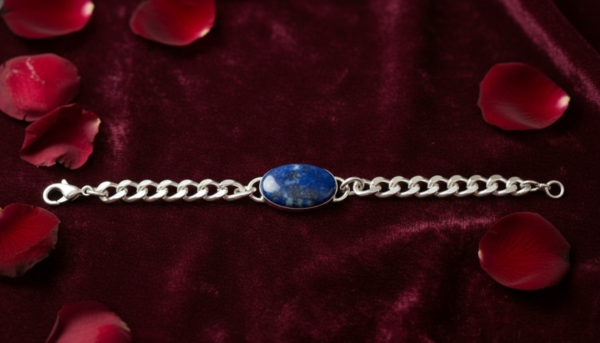 Natural Sodalite Gemstone Bracelet Blue Crystal Beaded Bracelet for Clarity, Confidence and Communication