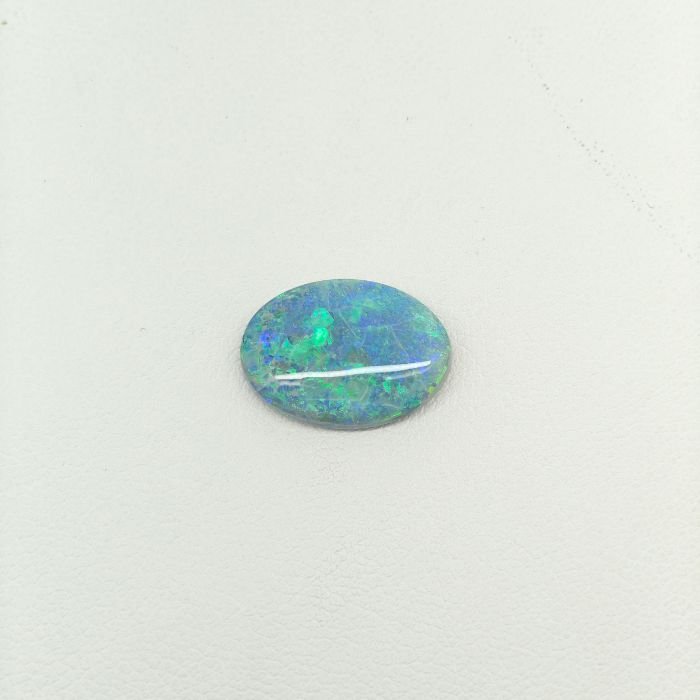 Black Opal BOP-018 Black Opal BOP-018 featuring vibrant rainbow play-of-color, deep black body tone, and exceptional natural gemstone brilliance.