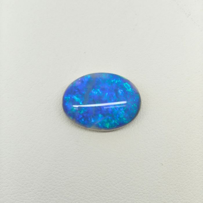 Black Opal BOP-019 Black Opal BOP-019 featuring spectacular rainbow flashes, deep black body color, and exceptional natural gemstone brilliance.