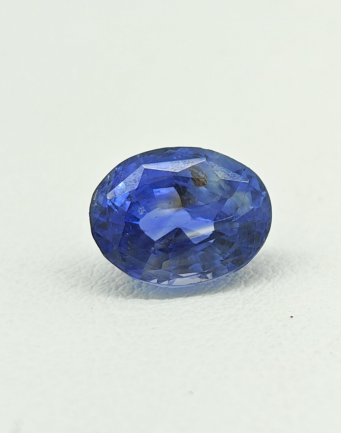 Natural Blue Sapphire navy blue oval gemstone