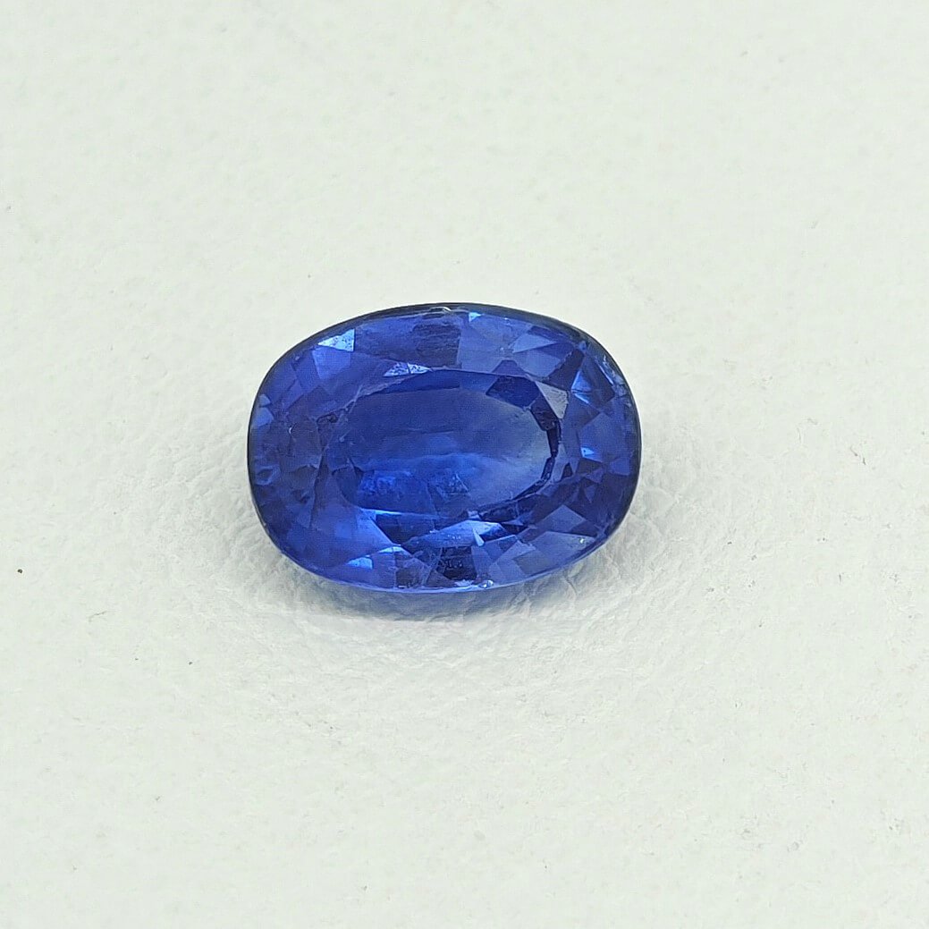 Natural Blue Sapphire royal blue oval gemstone BS-010