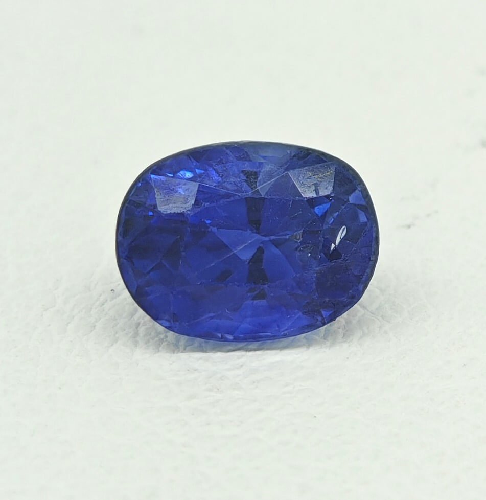 Natural Blue Sapphire dark blue oval gemstone
