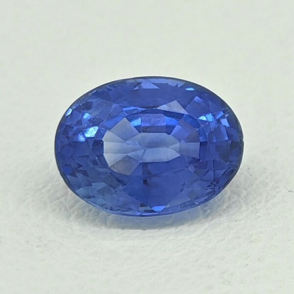 Natural Blue Sapphire – Blue Oval Gemstone Natural Blue Sapphire blue oval gemstone BS-012