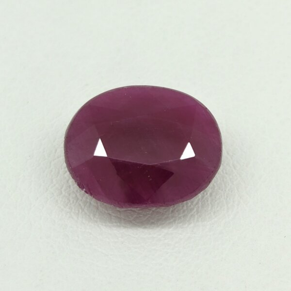 Natural Ruby rich red oval gemstone RUB-013 from Africa