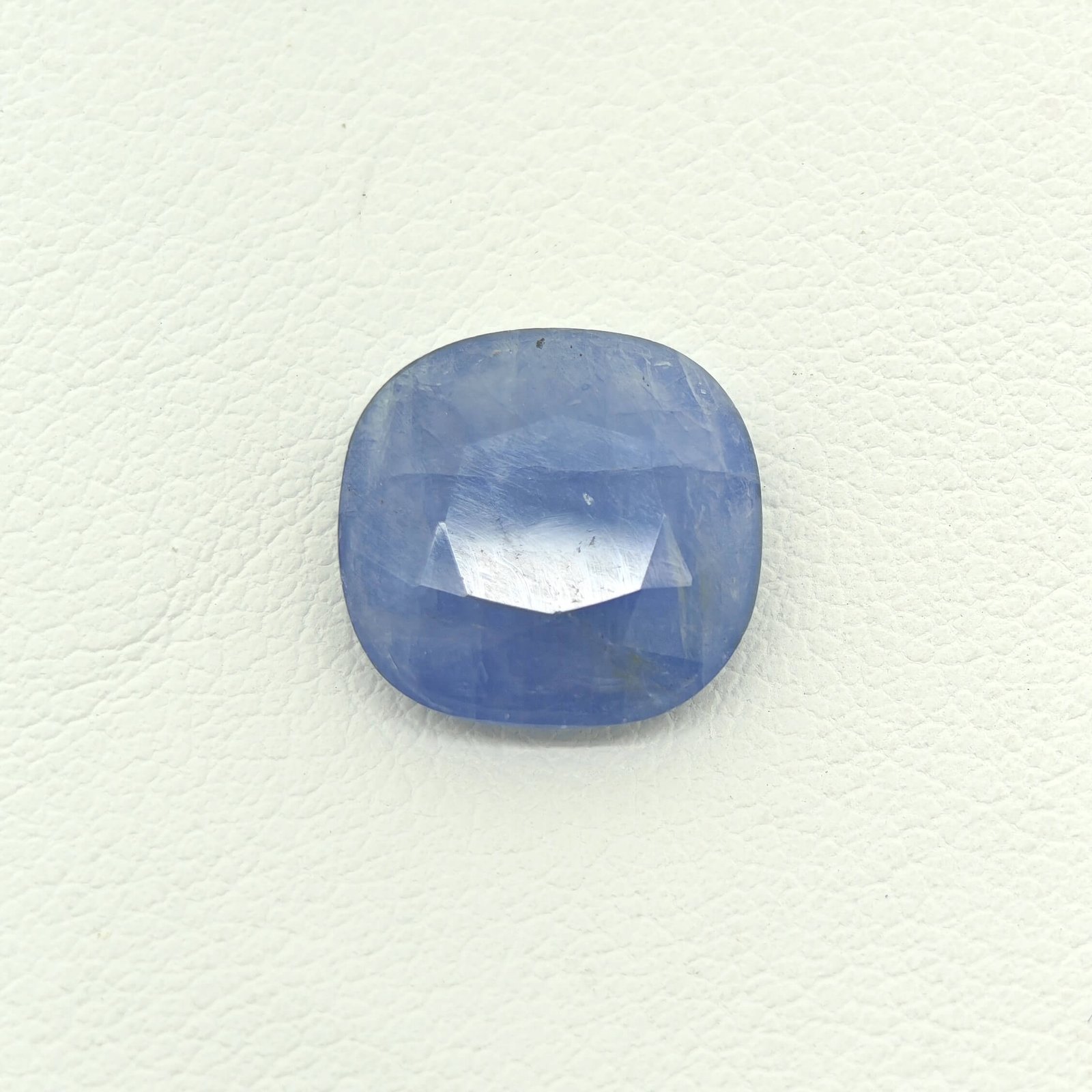 Sri Lankan Blue Sapphire – Natural Gemstone SBS-004 Sri Lankan Blue Sapphire natural gemstone SBS-004 from Sri Lanka