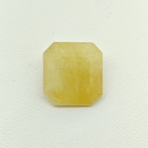 Natural Sri Lankan Yellow Sapphire gemstone YS-002 from Sri Lanka