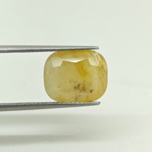 Natural Sri Lankan Yellow Sapphire gemstone YS-008 from Sri Lanka