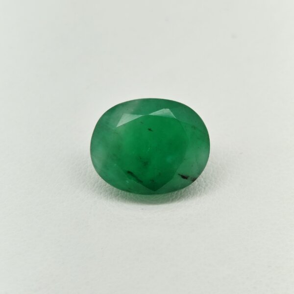 Natural Zambian Emerald oval gemstone EM-005 from Zambia
