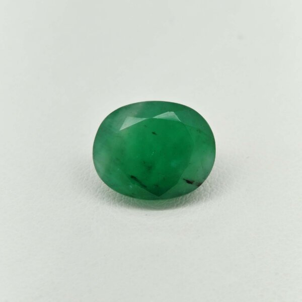 Natural Zambian Emerald oval gemstone EM-005 from Zambia