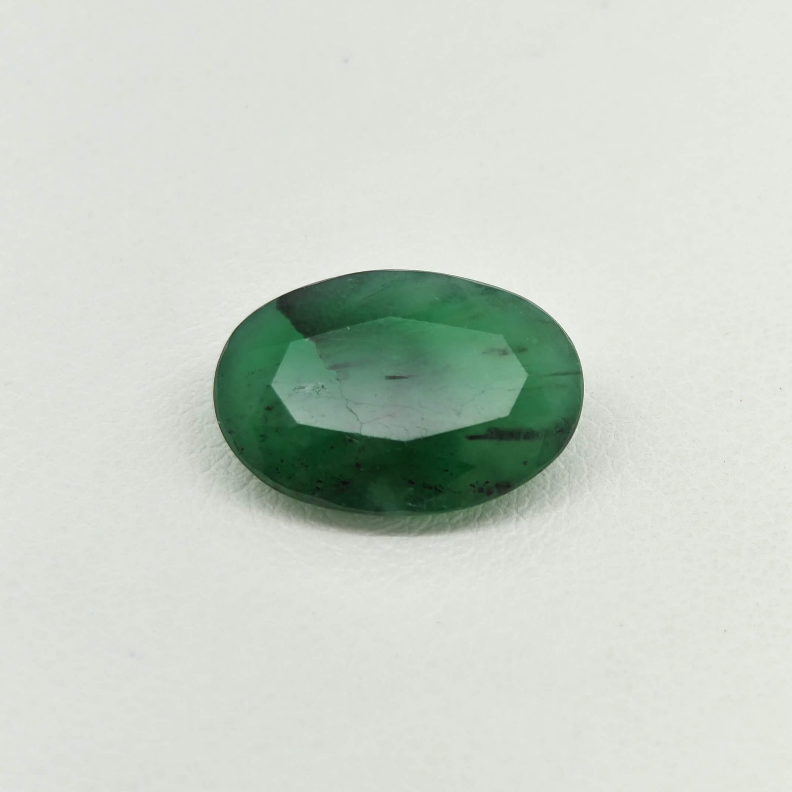 Natural Zambian Emerald oval gemstone EM-006 from Zambia