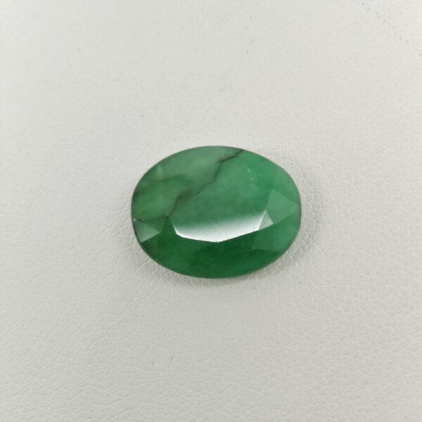 Natural Zambian Emerald Oval Gemstone EM-009 Natural Zambian Emerald oval gemstone EM-009 from Zambia
