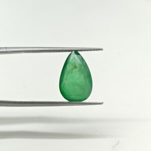 Natural Zambian Emerald pear gemstone EM-013 from Zambia