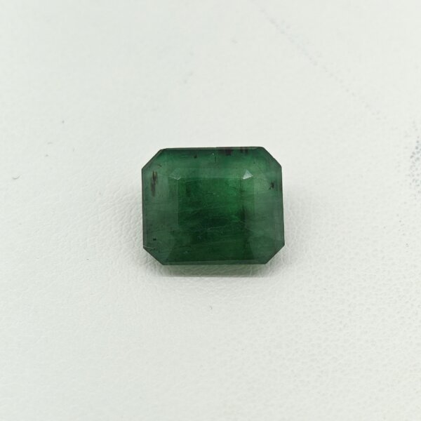 Natural Zambian Emerald Emerald Cut Gemstone EM-017 Natural Zambian Emerald emerald cut gemstone EM-017 from Zambia