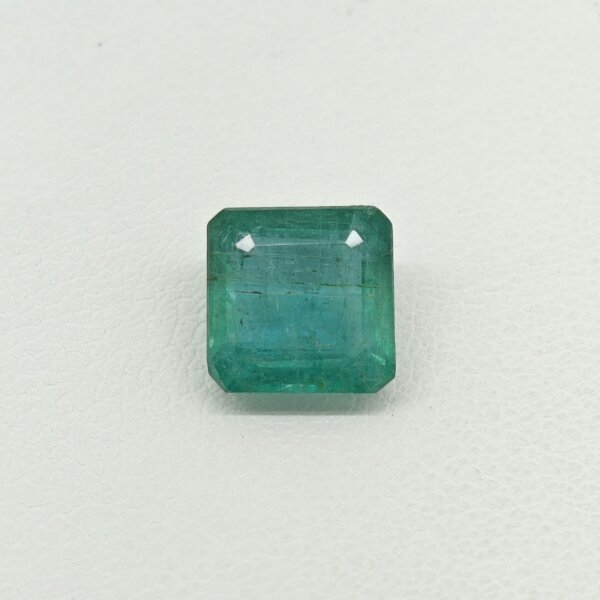 Natural Zambian Emerald Emerald Cut Gemstone EM-026 Natural Zambian Emerald emerald cut gemstone EM-026 from Zambia