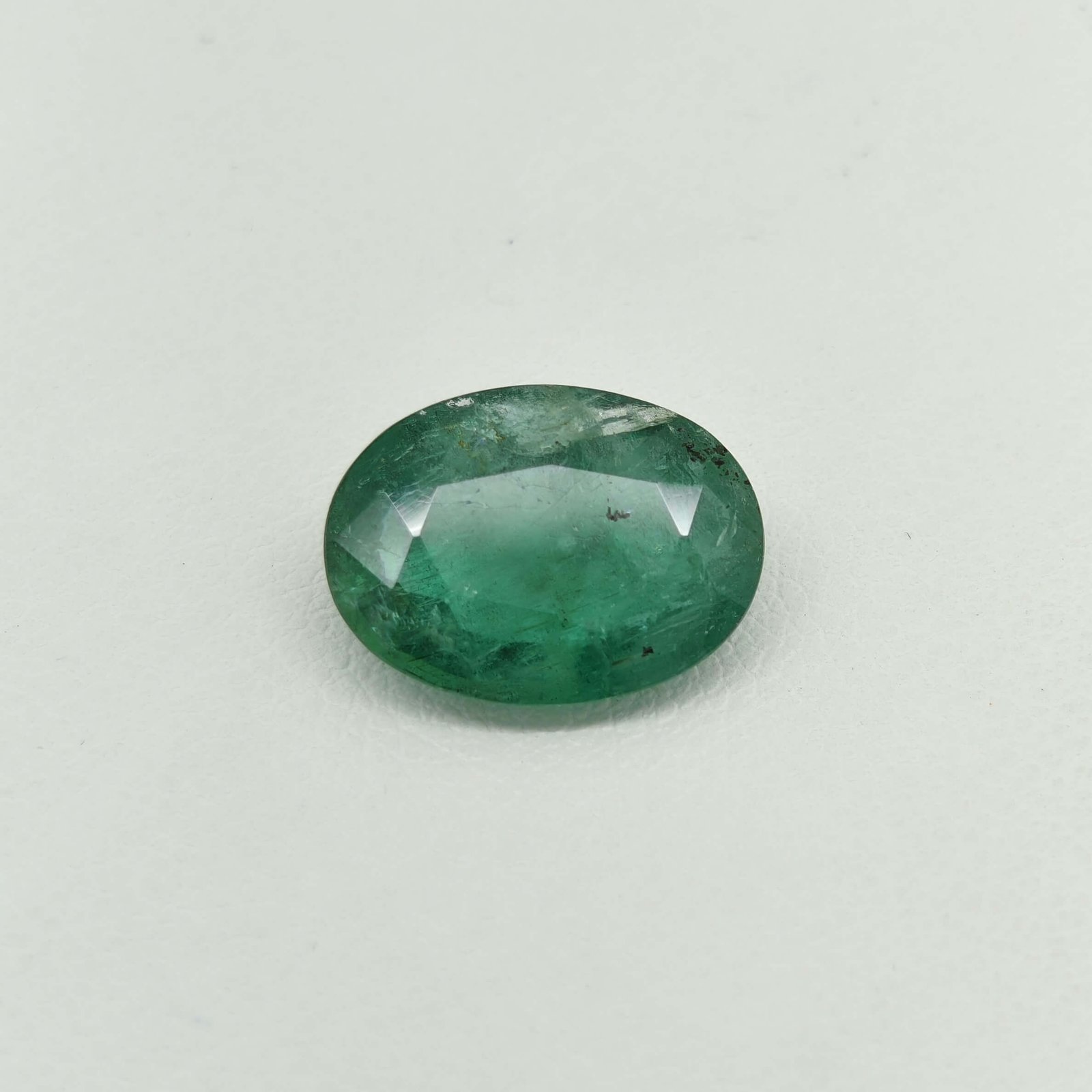 Natural Zambian Emerald Emerald Cut Gemstone HEM-001 Natural Zambian Emerald emerald cut gemstone HEM-001 from Zambia