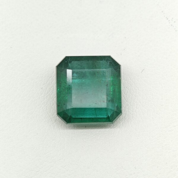Natural Zambian Emerald Emerald Cut Gemstone HEM-011 Natural Zambian Emerald emerald cut gemstone HEM-011 from Zambia