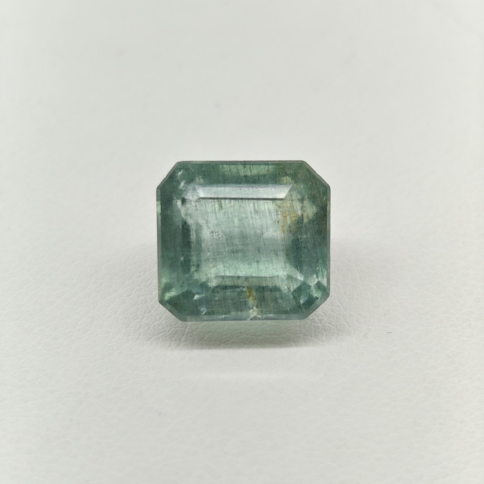 Natural Russian Emerald emerald cut gemstone REM-004 from Russia