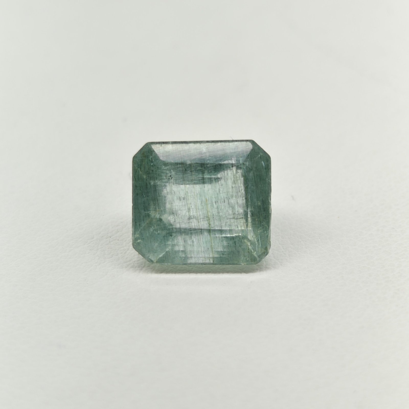 Natural Russian Emerald emerald cut gemstone REM-006 from Russia