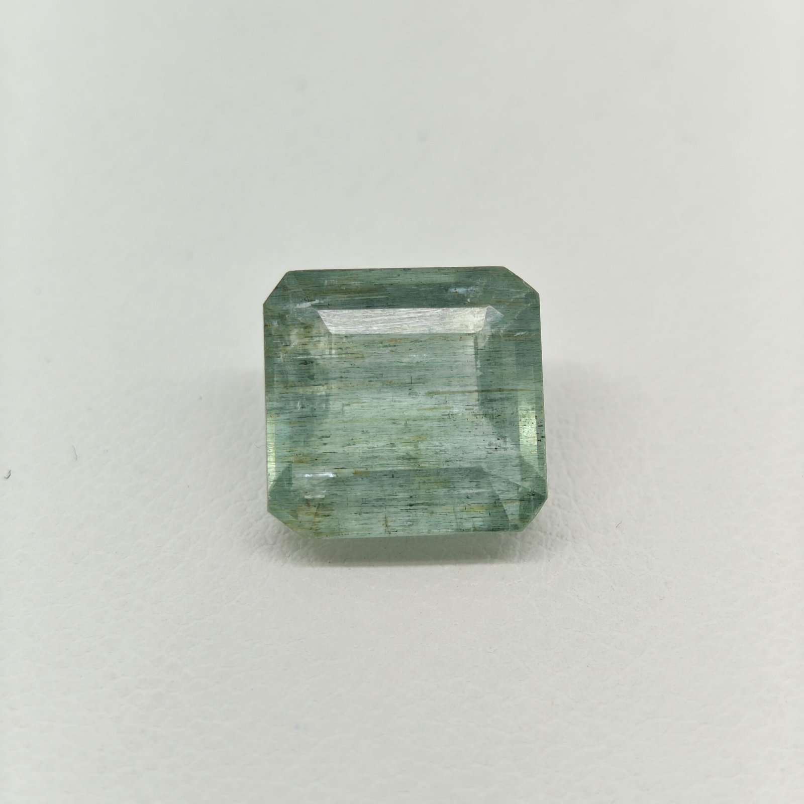 Natural Russian Emerald emerald cut gemstone REM-007 from Russia